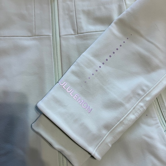 lululemon athletica Green cross chill performance Jacket - Picture 3 of 6